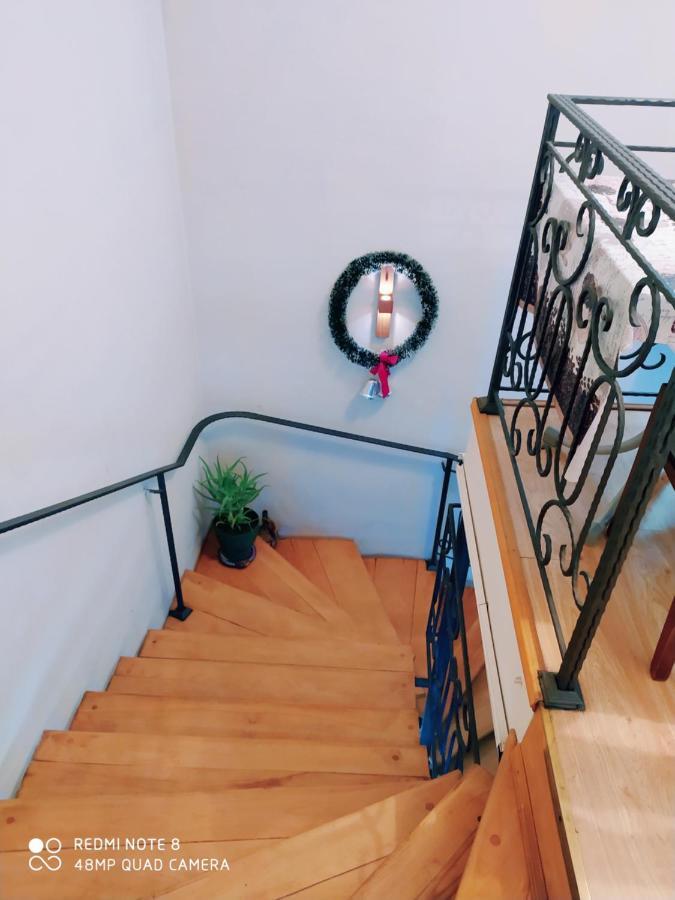 Хостел Rose House Тбилиси Экстерьер фото