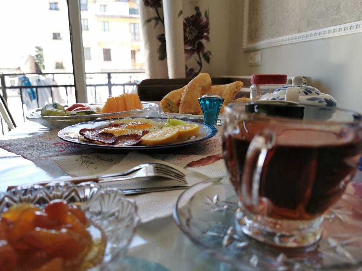 Хостел Rose House Тбилиси Экстерьер фото